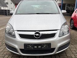 Silber Gebraucht 2006 Opel Zafira Edition Van / Kleinbus | 6.999 € (Teuer)