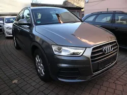 Grau Gebraucht 2016 Audi Q3 Basis SUV | 17.400 € (Fairer Preis)