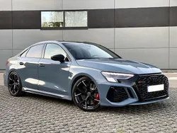 Grau Gebraucht 2022 Audi RS3 Sport Kleinwagen | 48.999 € (Superpreis)