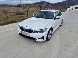 Weiß Gebraucht 2019 BMW 330 Sport Line Limousine | 29.200 € (Teuer)