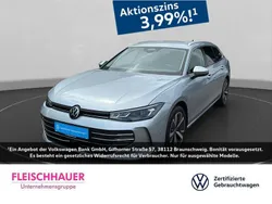 Silber Gebraucht 2024 VW Passat Business Kombi | 37.990 €