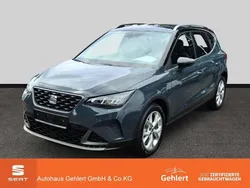 Blau Gebraucht 2024 Seat Arona FR SUV | 25.500 € (Etwas zu teuer)