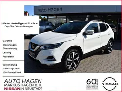 Weiß Gebraucht 2018 Nissan Qashqai Tekna SUV | 18.900 € (Teuer)