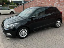 Schwarz Gebraucht 2016 Hyundai i20 Active Kleinwagen | 7.800 € (Fairer Preis)