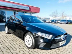 Schwarz Gebraucht 2020 Mercedes A180 Limousine | 18.790 € (Superpreis)