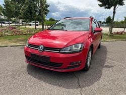Rot Gebraucht 2014 VW Golf VII Trendline Kombi | 6.499 € (Guter Preis)