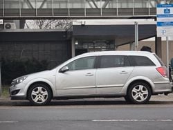 Silber Gebraucht 2009 Opel Astra Limousine | 800 € (Superpreis)