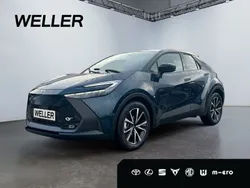 Weiss Neu 2025 Toyota C-HR SUV | 42.940 € (Etwas zu teuer)