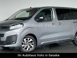 Grau Gebraucht 2024 Citroën Spacetourer Feel Van | 37.470 € (Fairer Preis)
