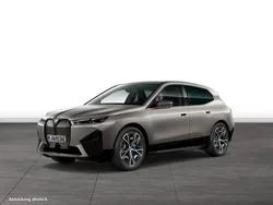 Grau Gebraucht 2024 BMW iX SUV | 58.824 € (Fairer Preis)