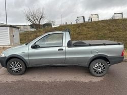 Grau Gebraucht 2005 Fiat Strada Abholung | 3.049 € (Guter Preis)