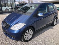 Lotusblau metalliclack Gebraucht 2010 Mercedes A160 Classic Limousine | 9.850 €