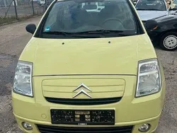 Gelb Gebraucht 2006 Citroën C2 Comfort Kleinwagen | 1.490 € (Fairer Preis)