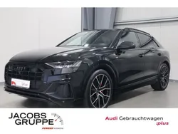 Mythosschwarz metallic Gebraucht 2023 Audi Q8 Competition SUV | 79.920 € (Guter Preis)