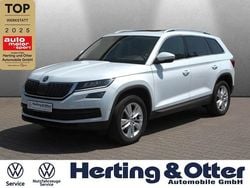 Weiss Gebraucht 2017 Skoda Kodiaq Style SUV | 23.900 € (Fairer Preis)