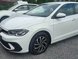 Weiß Gebraucht 2022 VW Polo Life Limousine | 15.232 € (Guter Preis)