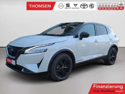 Pearl white/black m Gebraucht 2024 Nissan Qashqai 360º SUV | 30.990 € (Superpreis)