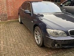 Blau Gebraucht 2005 BMW 740 Sport Line Limousine | 1.999 € (Superpreis)