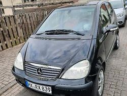 Schwarz Gebraucht 2004 Mercedes A160 Kleinwagen | 1.300 € (Fairer Preis)