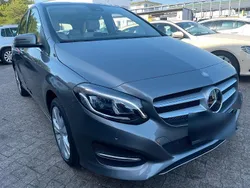 Grau Gebraucht 2015 Mercedes B220 Van / Kleinbus | 15.999 € (Guter Preis)