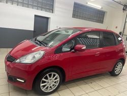 Rot Gebraucht 2015 Honda Jazz Comfort Plus Kleinwagen | 7.900 € (Fairer Preis)