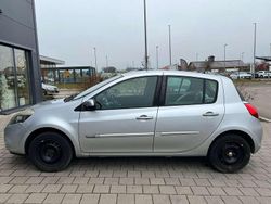 Grau Gebraucht 2010 Renault Clio III Dynamique Kleinwagen | 2.900 € (Etwas zu teuer)