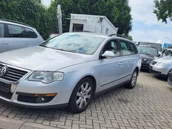 Silber Gebraucht 2009 VW Passat Comfortline Kombi | 2.390 € (Guter Preis)