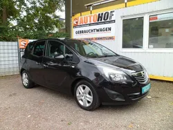Schwarz Gebraucht 2011 Opel Meriva Innovation Van / Kleinbus | 4.690 € (Fairer Preis)