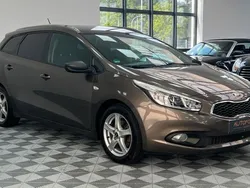 Beige Gebraucht 2014 Kia Ceed Sportswagon Kombi | 6.999 €