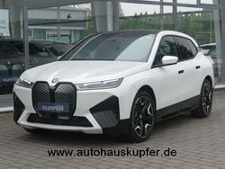 Weiß Gebraucht 2023 BMW iX Performance SUV | 65.900 € (Fairer Preis)