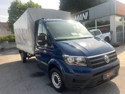 Deep ocean blue Gebraucht 2018 VW Crafter Van | 36.900 € (Teuer)