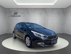 Schwarz Gebraucht 2015 Kia Ceed Limousine | 11.900 € (Fairer Preis)