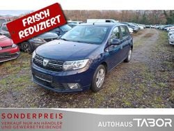 Blau marine Gebraucht 2017 Dacia Sandero Lauréate Kleinwagen | 6.585 € (Fairer Preis)