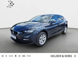 Magnetic grau Neu 2025 Seat Leon Limousine | 34.590 € (Teuer)