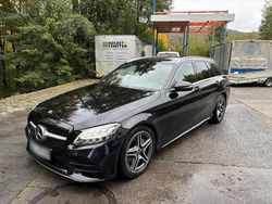 Schwarz Gebraucht 2019 Mercedes C220 AMG Kombi | 23.499 € (Fairer Preis)