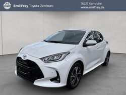 Schneeweiß Neu 2025 Toyota Yaris Hybrid Comfort Limousine | 23.990 € (Superpreis)