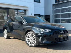 Schwarz Gebraucht 2021 Audi A3 Sportback e-tron Basis Limousine | 18.950 € (Teuer)