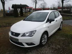Weiß Gebraucht 2015 Seat Ibiza Reference Limousine | 7.790 € (Teuer)
