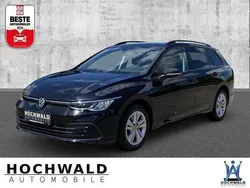Schwarz Gebraucht 2022 VW Golf VIII Life Limousine | 18.440 € (Guter Preis)