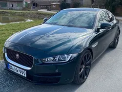 Schwarz Gebraucht 2016 Jaguar XE Limousine | 14.299 € (Fairer Preis)
