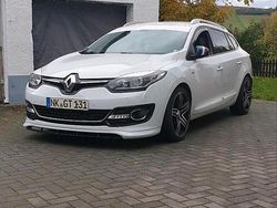 Weiß Gebraucht 2015 Renault Mégane GrandTour Kombi | 5.500 € (Guter Preis)