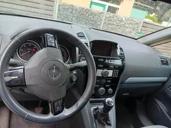 Gebraucht 2011 Opel Zafira Van / Kleinbus | 1.200 €