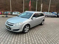 Silber Gebraucht 2007 Opel Astra Sport Kombi | 2.800 € (Fairer Preis)