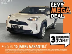 Weiß Gebraucht 2024 Toyota Yaris Cross Comfort SUV | 23.490 € (Superpreis)
