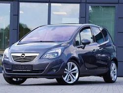 Karbongrau/technical grey Gebraucht 2011 Opel Meriva Innovation Van / Kleinbus | 8.980 € (Teuer)