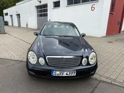 Schwarz Gebraucht 2003 Mercedes E220 Limousine | 2.490 € (Superpreis)