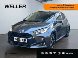 Grau Gebraucht 2024 Toyota Yaris Hybrid Team Kleinwagen | 21.980 € (Fairer Preis)