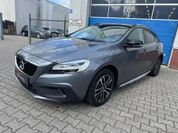 Grau Gebraucht 2016 Volvo V40 CC Kombi | 8.450 € (Teuer)