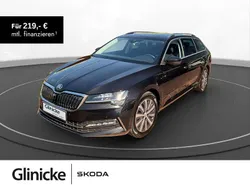 Schwarz Gebraucht 2022 Skoda Superb Style Kombi | 23.970 € (Guter Preis)