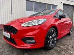 Rot Gebraucht 2018 Ford Fiesta ST-Line Limousine | 12.600 € (Guter Preis)